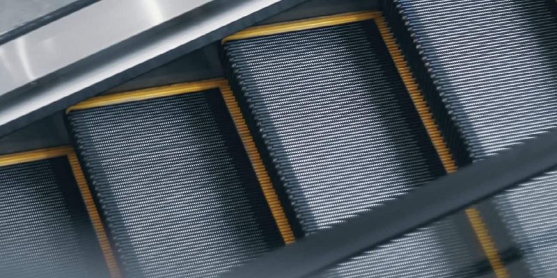 escalator 3